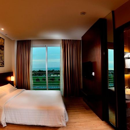 Roomz Hotel Seria Rum bild
